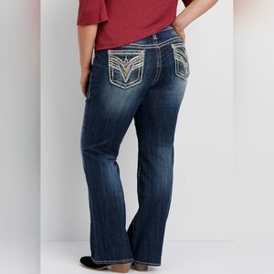 Vigoss Plus Size New York Boot Cut Embellished Pocket Jeans.  Like New